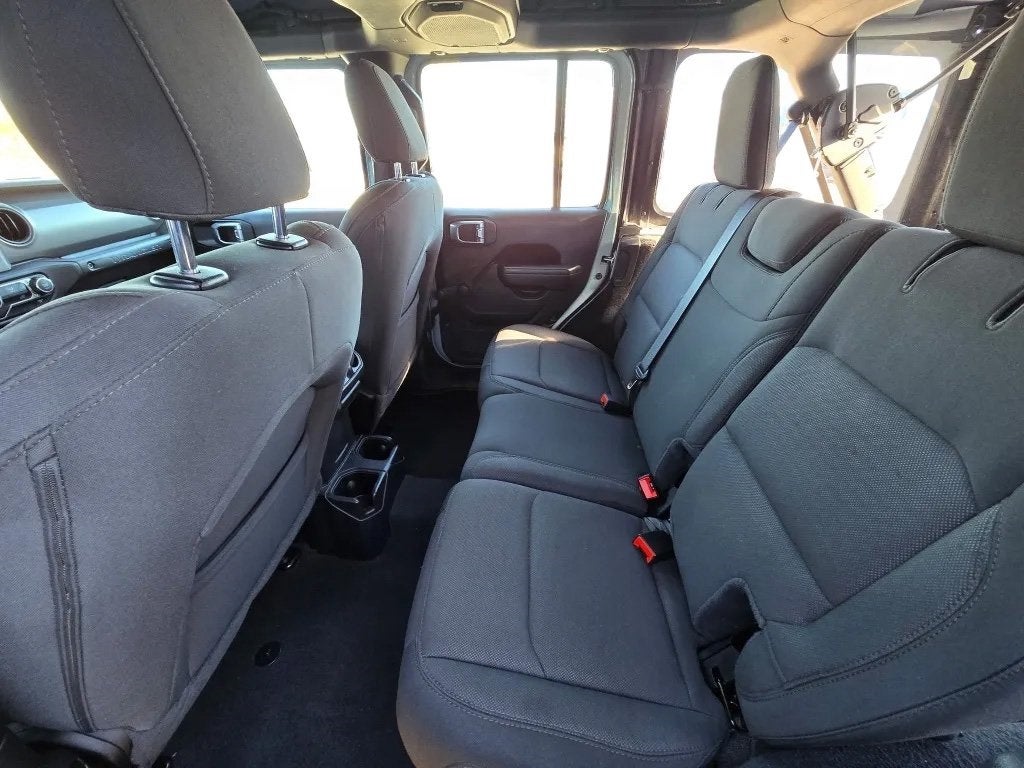 2023 Jeep Wrangler 4-Door Sport 4x4