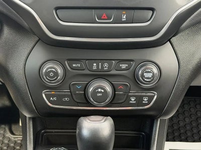 2022 Jeep Cherokee X 4x4