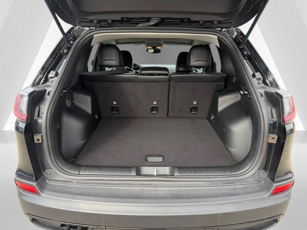 2022 Jeep Cherokee X 4x4