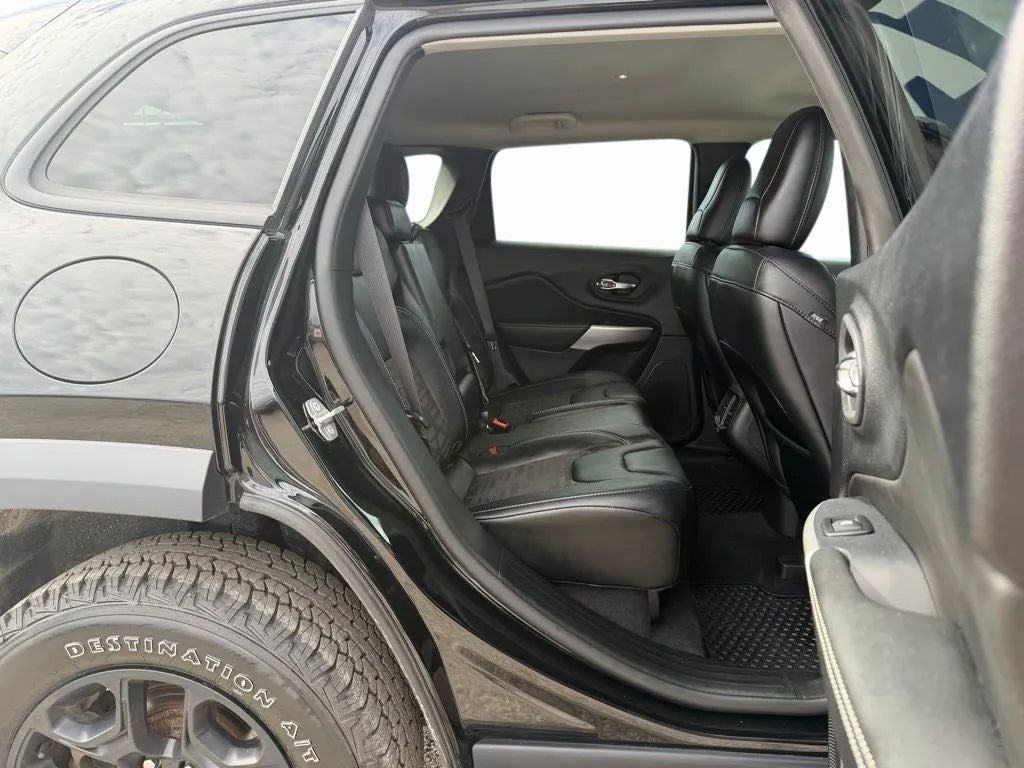 2022 Jeep Cherokee X 4x4