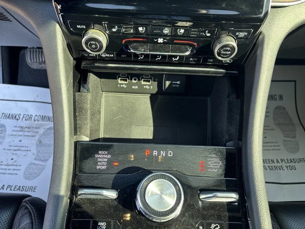 2022 Jeep Grand Cherokee Summit