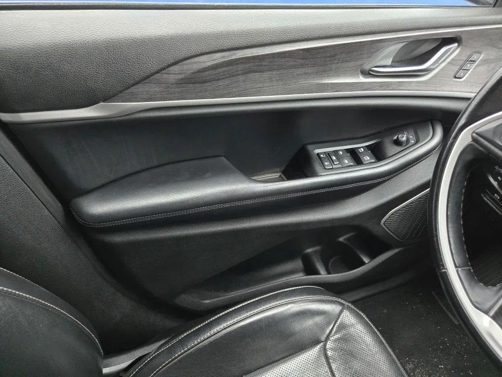 2022 Jeep Grand Cherokee L Limited 4x4