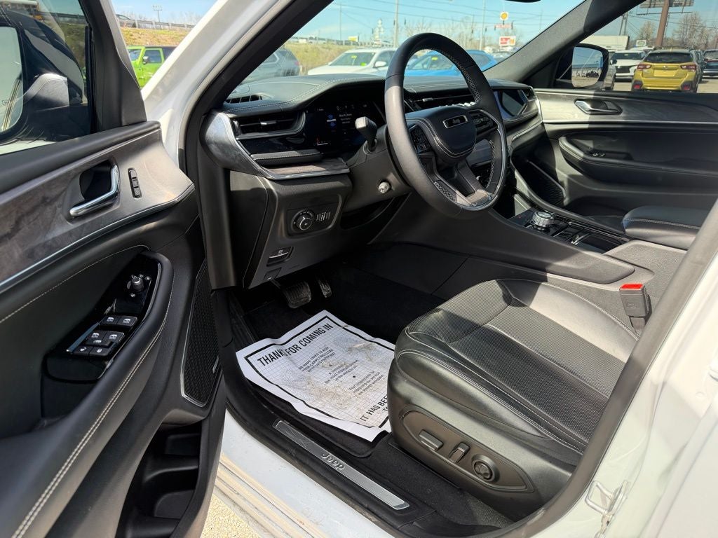 2024 Jeep Grand Cherokee L Overland 4x4