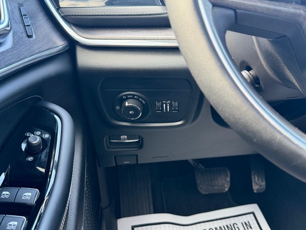 2024 Jeep Grand Cherokee L Overland 4x4