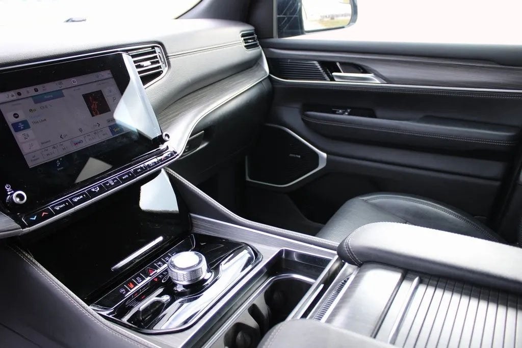 2024 Jeep Wagoneer L Series II 4x4