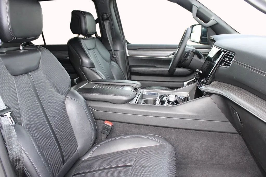 2024 Jeep Wagoneer L Series II 4x4