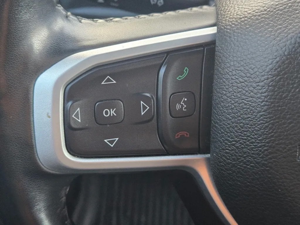 2022 RAM 1500 Big Horn Quad Cab 4x4 6'4' Box