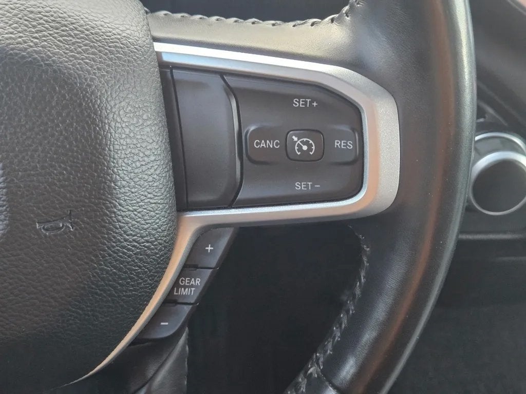 2022 RAM 1500 Big Horn Quad Cab 4x4 6'4' Box