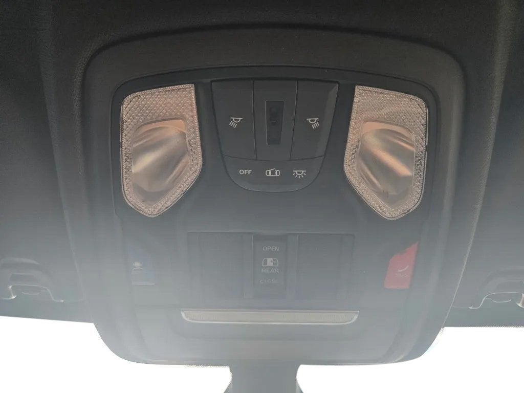 2022 RAM 1500 Big Horn Quad Cab 4x4 6'4' Box