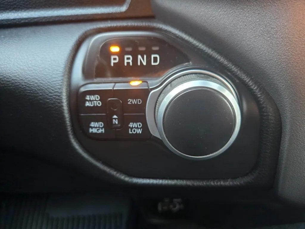 2022 RAM 1500 Big Horn Quad Cab 4x4 6'4' Box