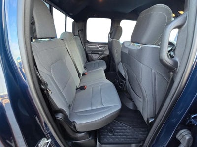 2022 RAM 1500 Big Horn Quad Cab 4x4 6'4' Box