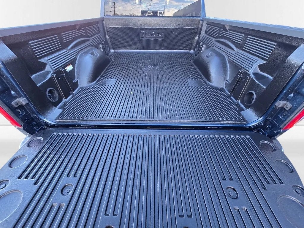 2022 RAM 1500 Big Horn Quad Cab 4x4 6'4' Box