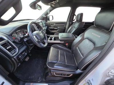 2020 RAM 1500 Laramie Crew Cab 4x4 5'7' Box