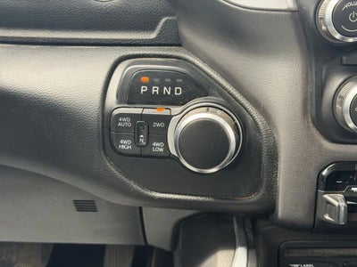 2019 RAM 1500 Big Horn/Lone Star Crew Cab 4x4 6'4' Box