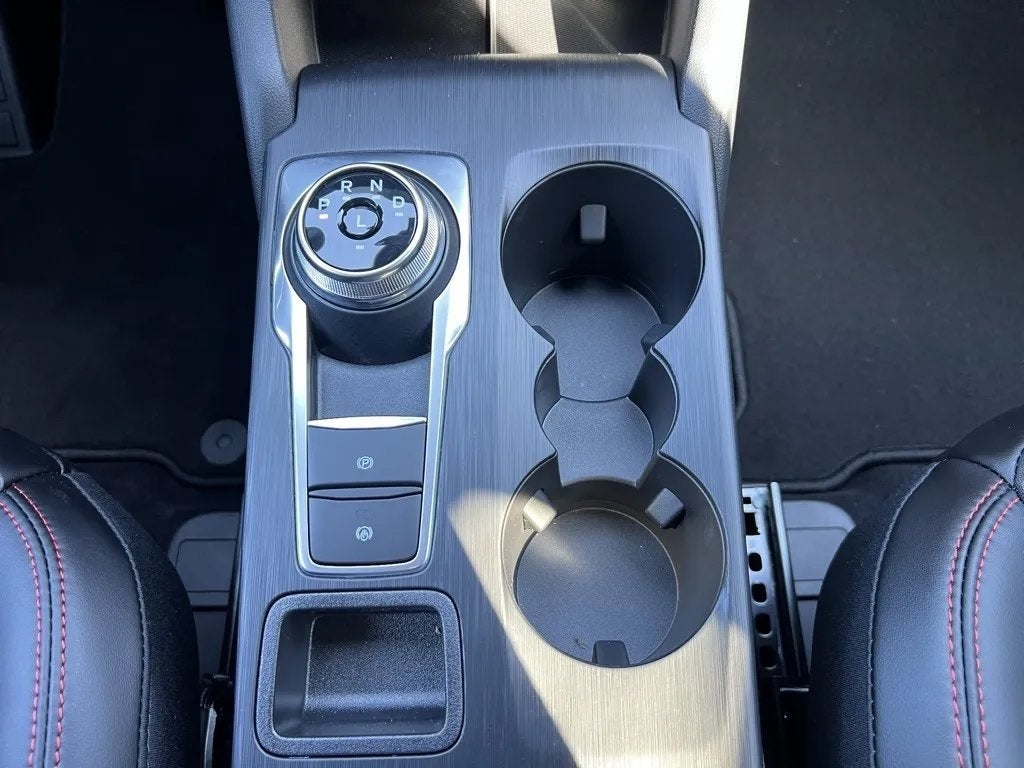 2025 Ford Escape Hybrid ST-Line