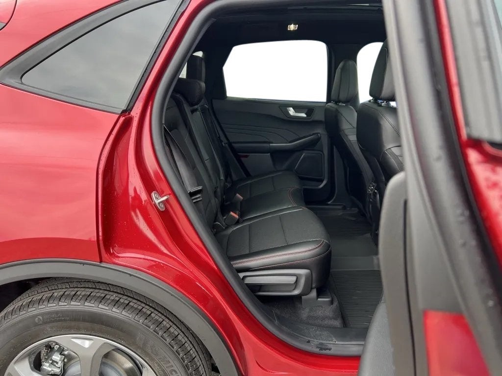 2026 Ford Escape Hybrid ST-Line Select