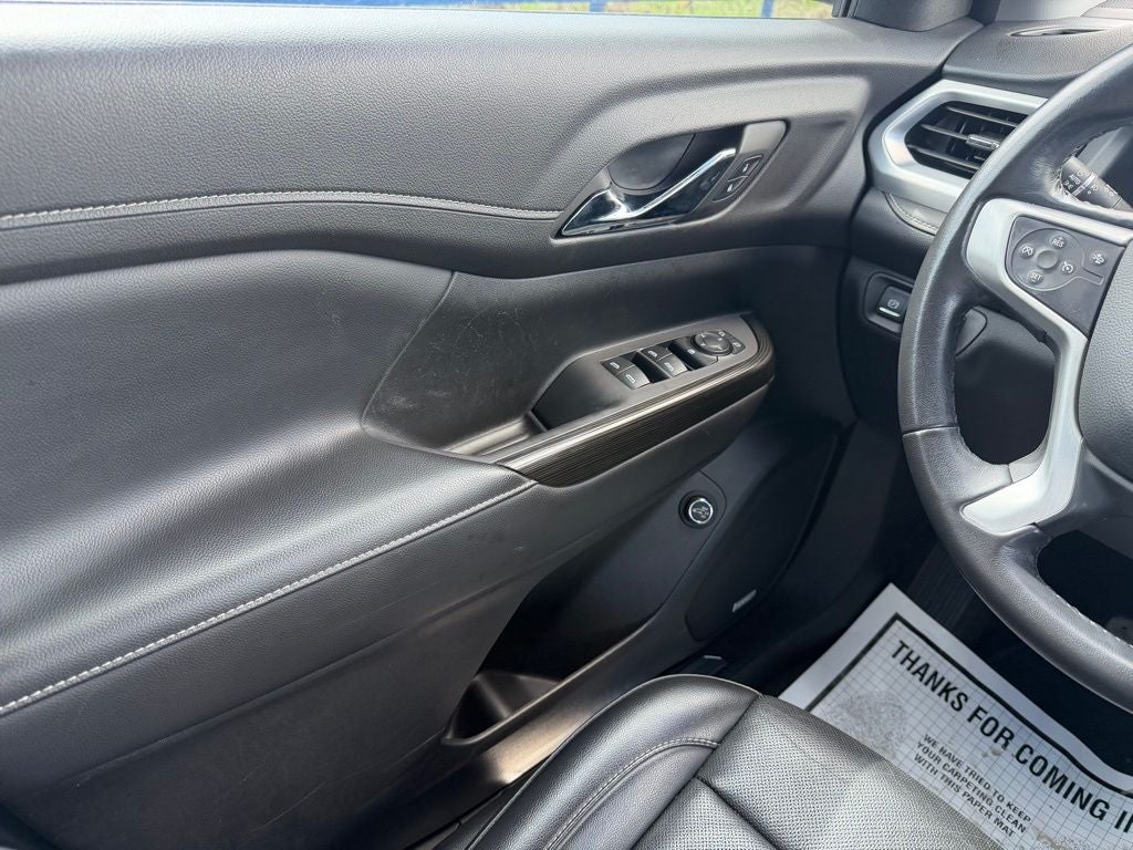 2022 GMC Acadia AWD SLT