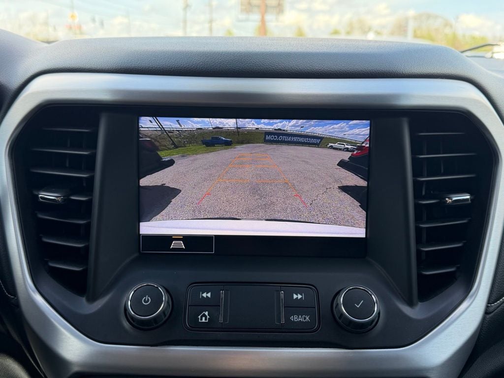 2022 GMC Acadia AWD SLT