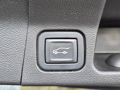 2022 GMC Acadia AWD SLT