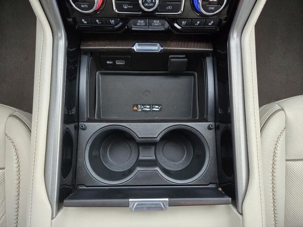 2022 GMC Yukon XL 4WD Denali