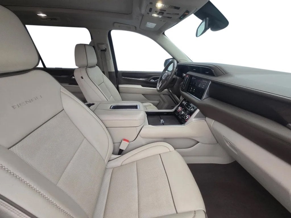 2022 GMC Yukon XL 4WD Denali