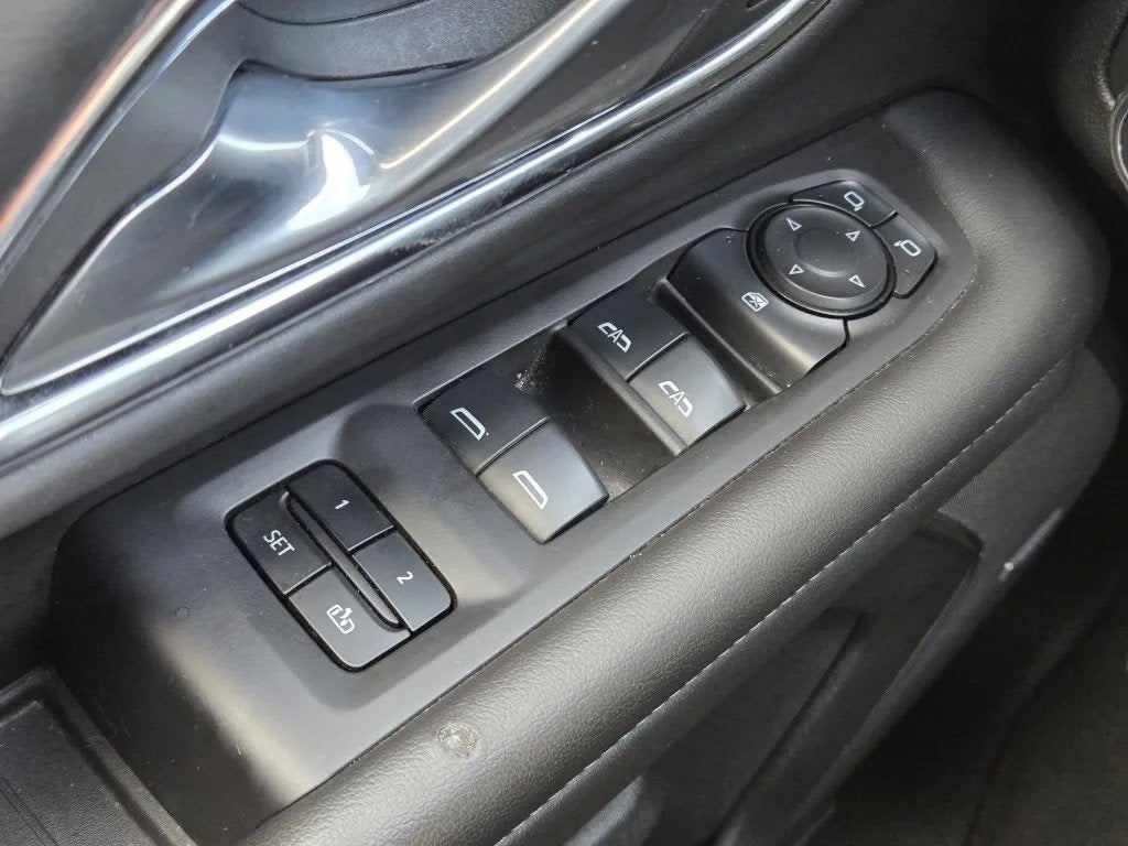 2024 Chevrolet Suburban 4WD LT