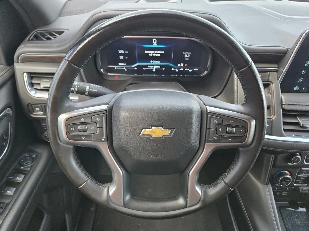 2024 Chevrolet Suburban 4WD LT