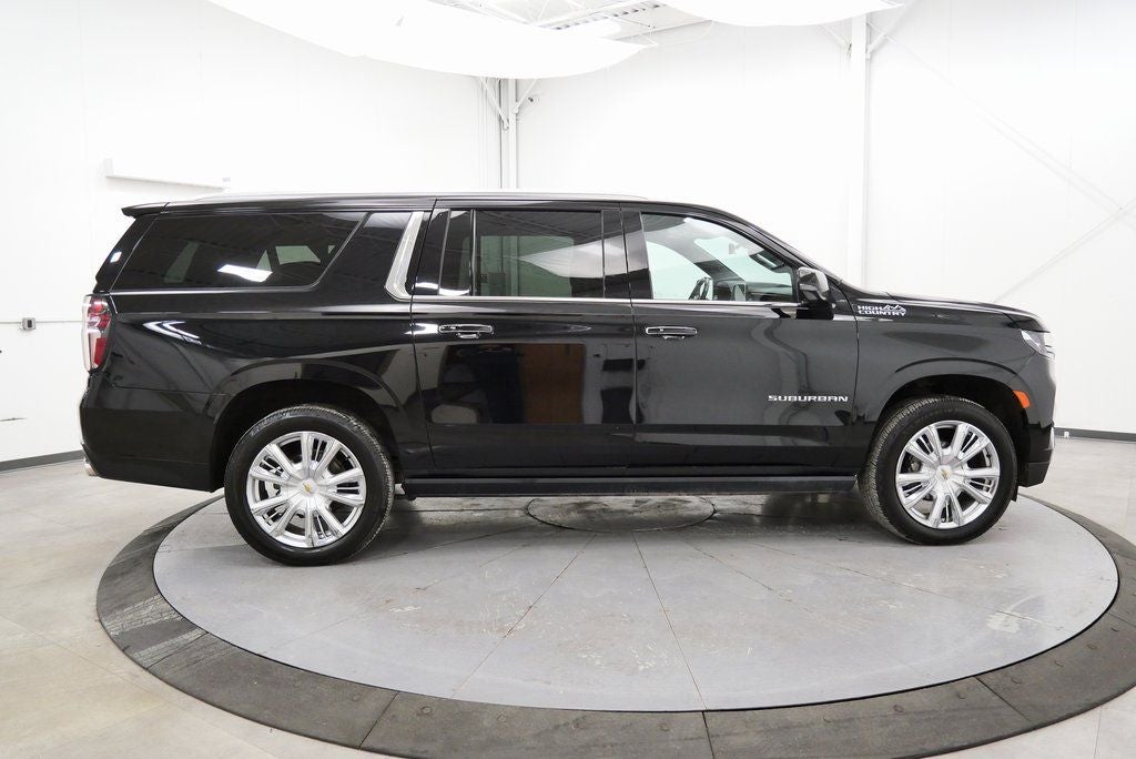 2021 Chevrolet Suburban High Country