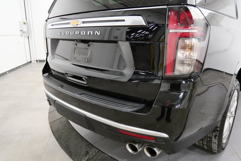 2021 Chevrolet Suburban High Country