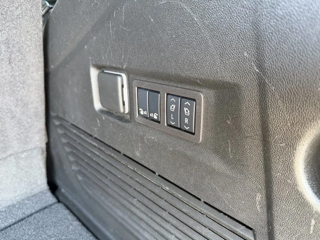 2024 Chevrolet Tahoe 4WD LT