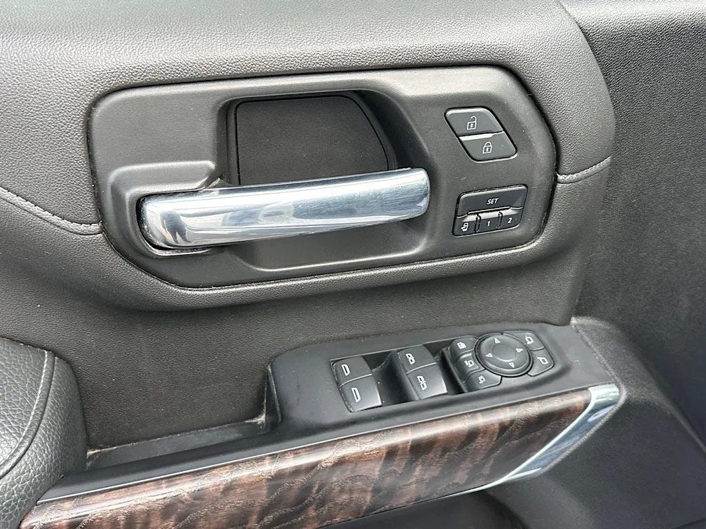 2023 GMC Sierra 2500HD 4WD Crew Cab Standard Bed Denali