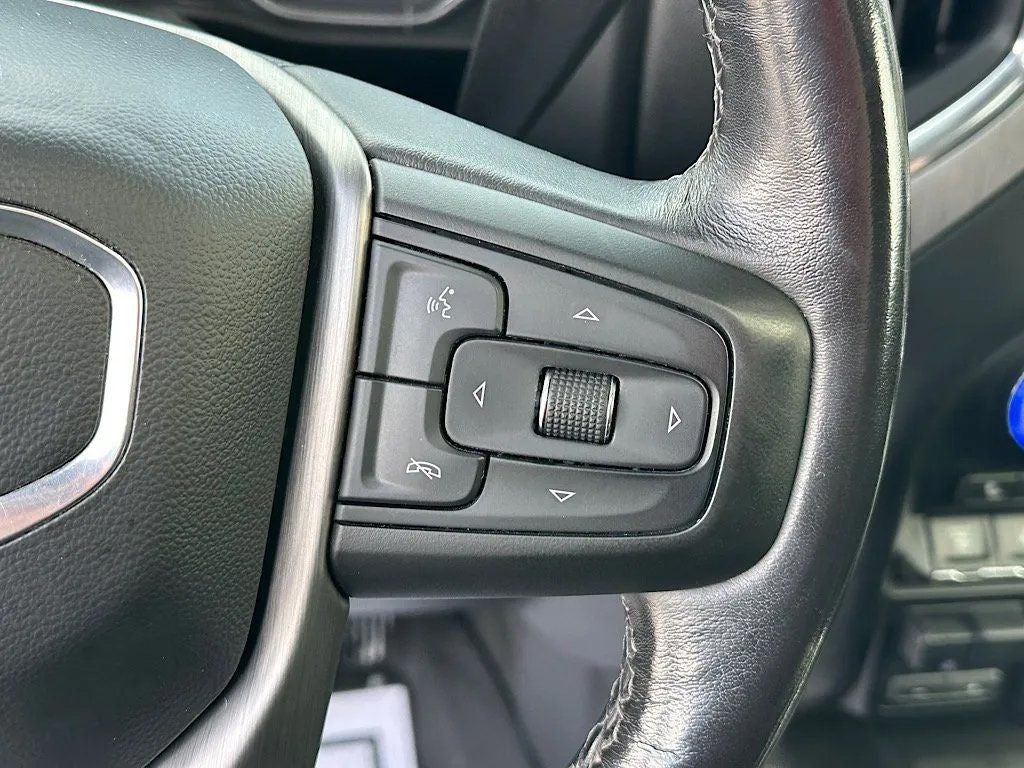 2023 GMC Sierra 2500HD 4WD Crew Cab Standard Bed Denali