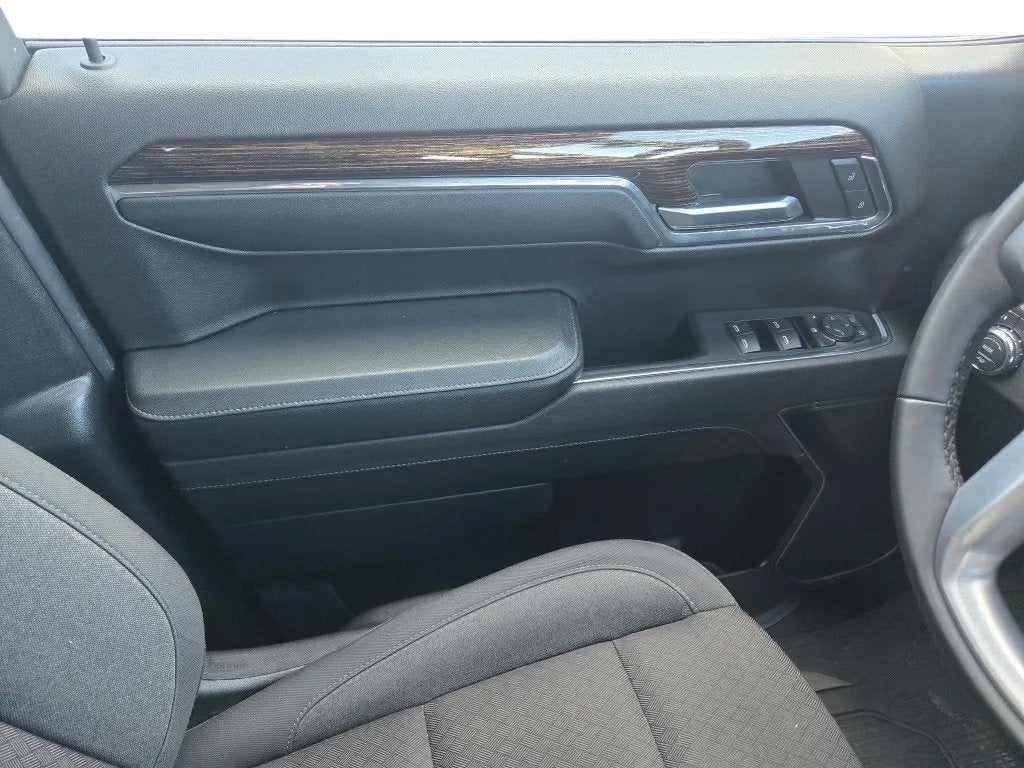 2024 GMC Sierra 1500 4WD Crew Cab Short Box SLE