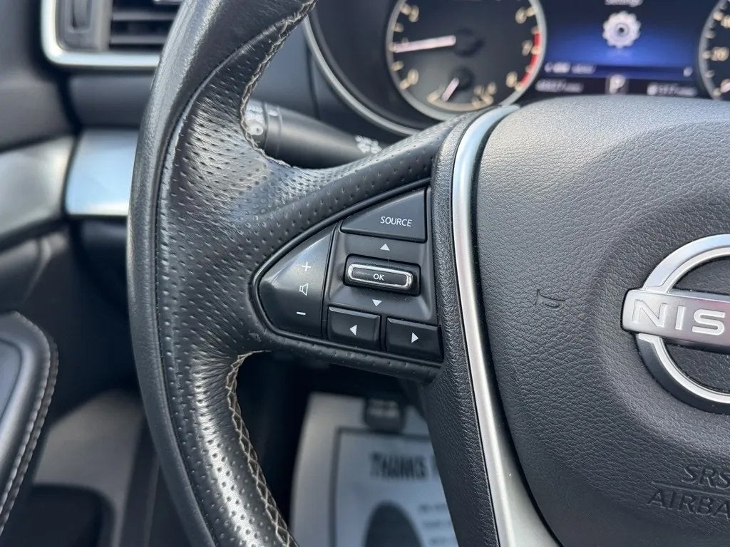 2023 Nissan Maxima SL