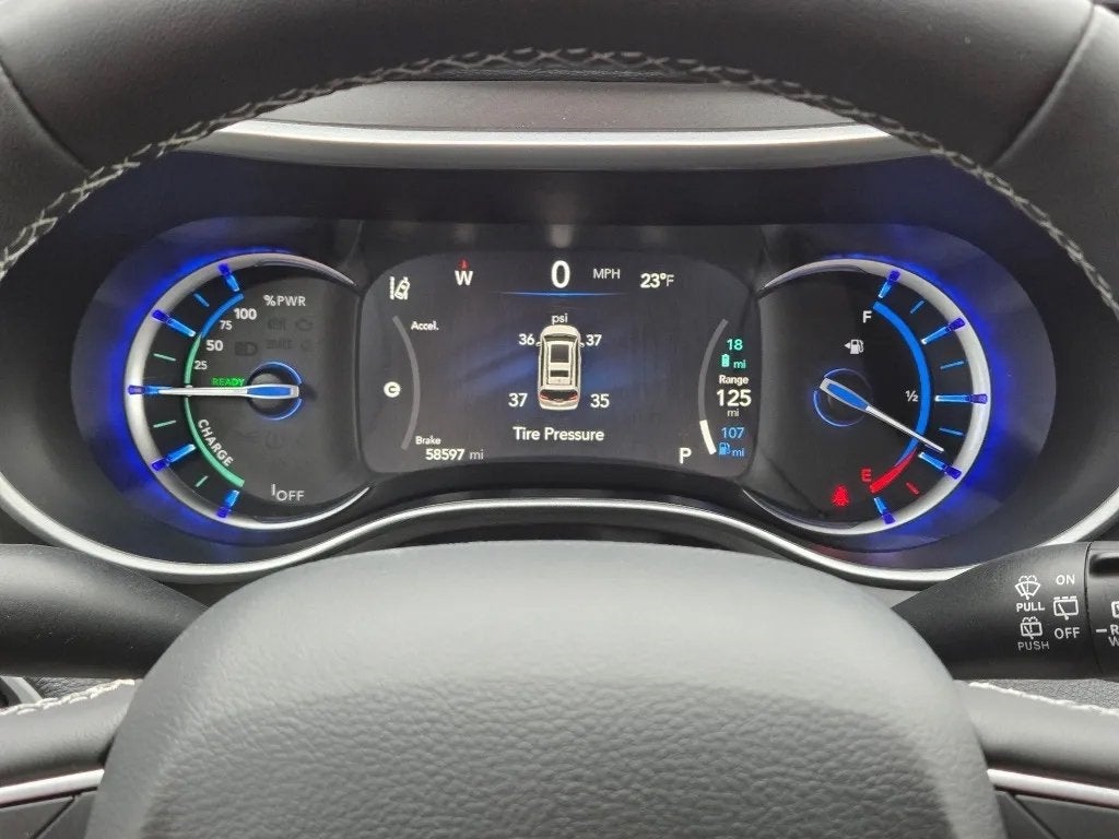 2024 Chrysler Pacifica Hybrid Select