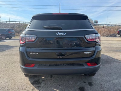 2022 Jeep Compass Latitude 4x4
