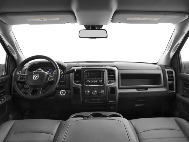 2017 RAM 3500 Tradesman Crew Cab 4x4 6'4' Box