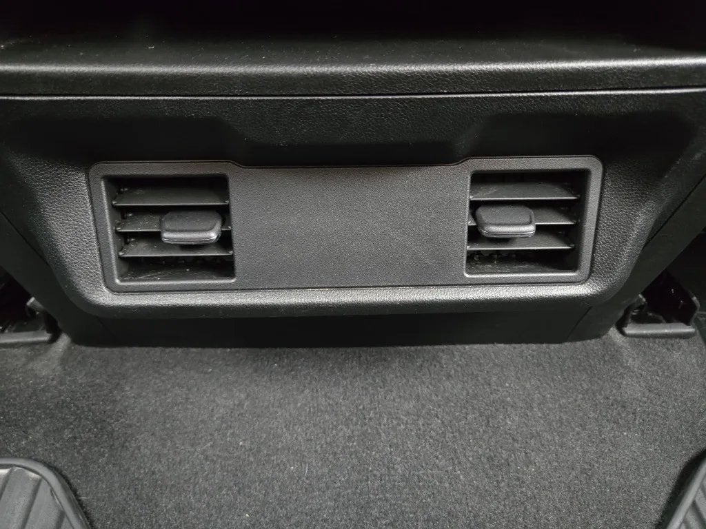 2023 Chevrolet Silverado 1500 4WD Crew Cab Short Bed Custom