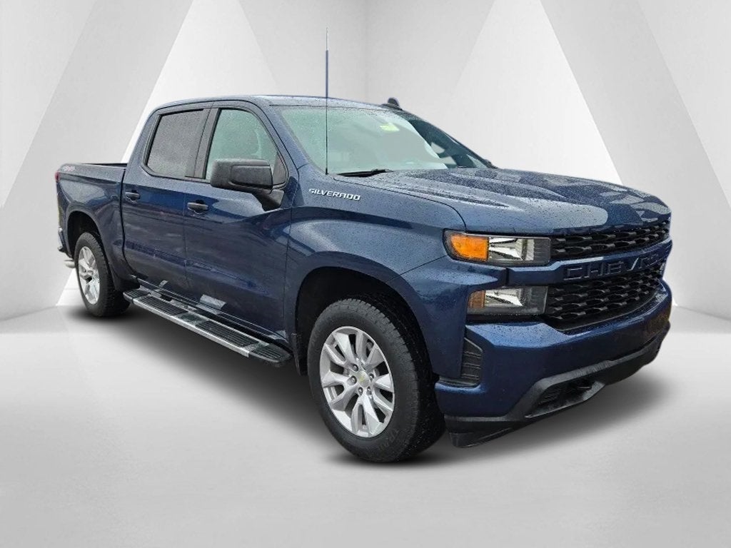 2020 Chevrolet Silverado 1500 4WD Crew Cab Short Bed Custom