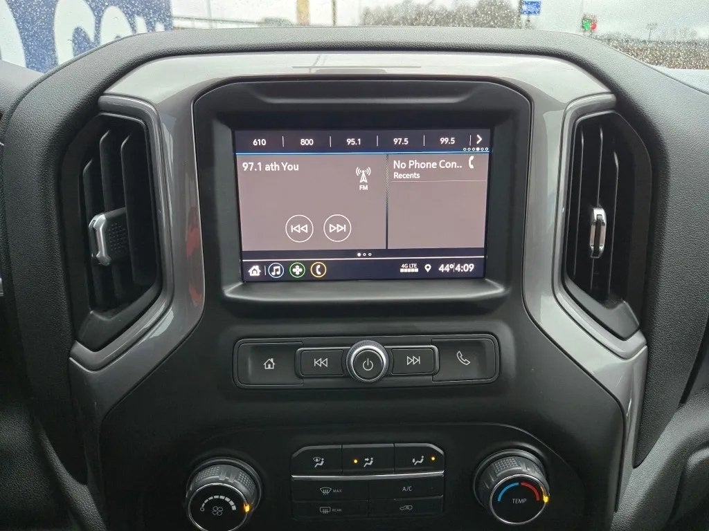 2020 Chevrolet Silverado 1500 4WD Crew Cab Short Bed Custom