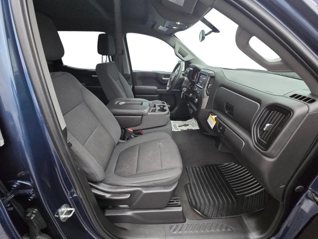 2020 Chevrolet Silverado 1500 4WD Crew Cab Short Bed Custom