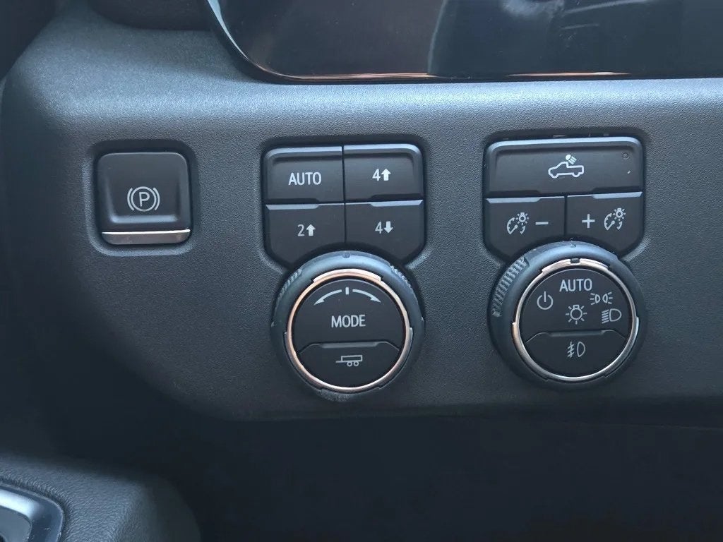 2023 Chevrolet Silverado 1500 4WD Crew Cab Short Bed RST