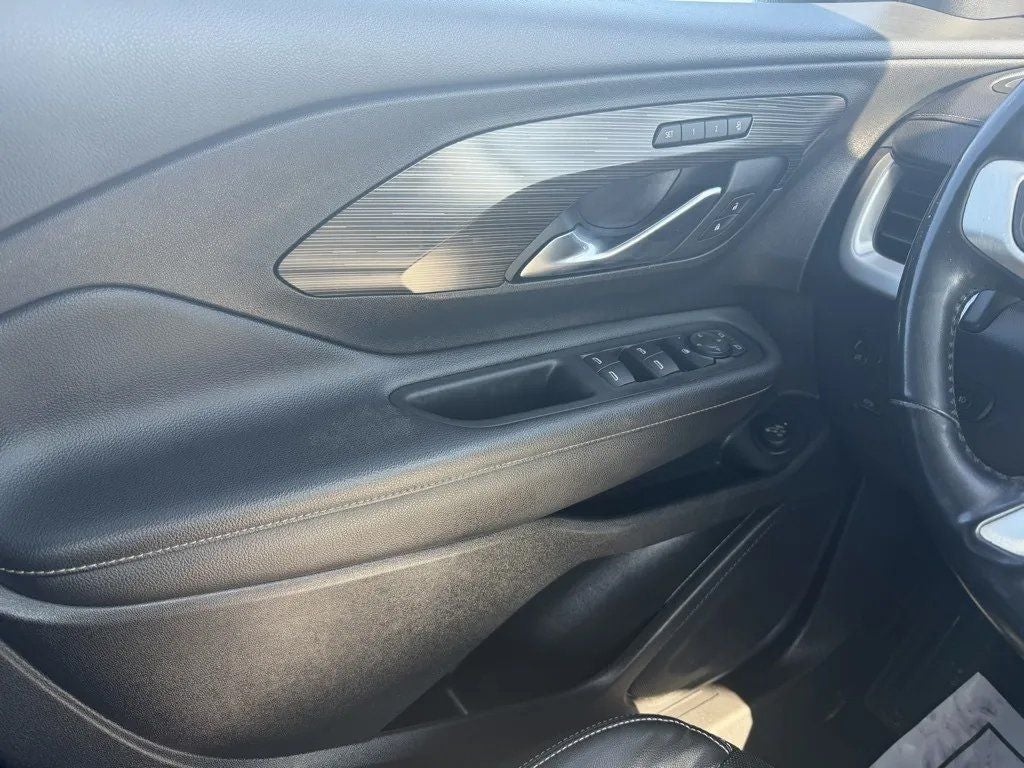 2022 GMC Terrain FWD SLT