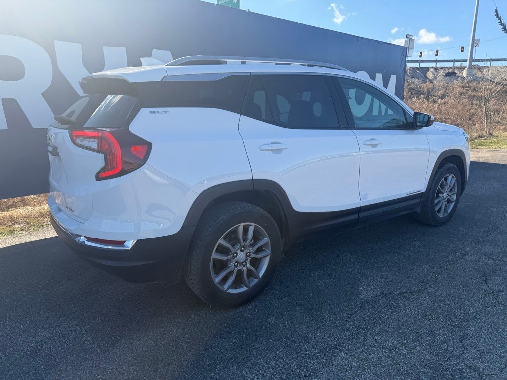2024 GMC Terrain AWD SLT