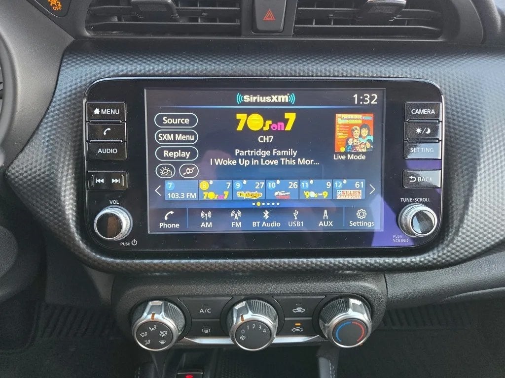 2023 Nissan Kicks SV Xtronic CVT