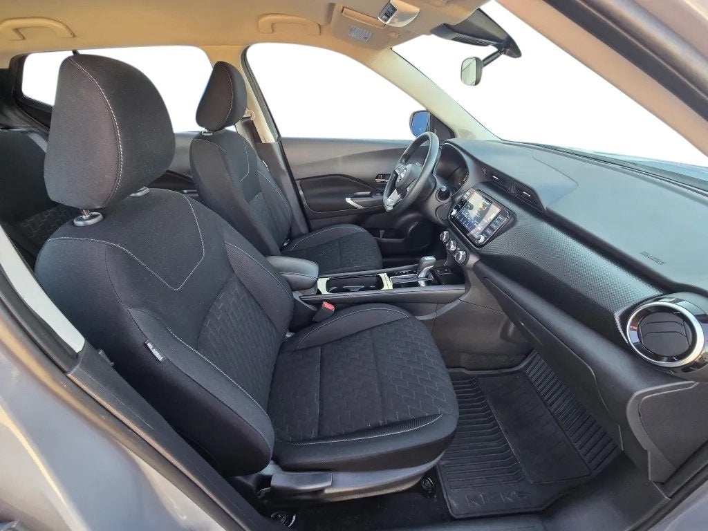 2023 Nissan Kicks SV Xtronic CVT