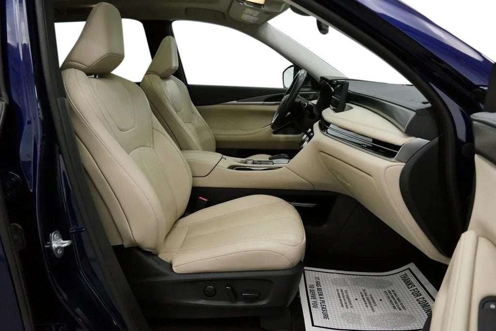 2023 INFINITI QX60 LUXE AWD