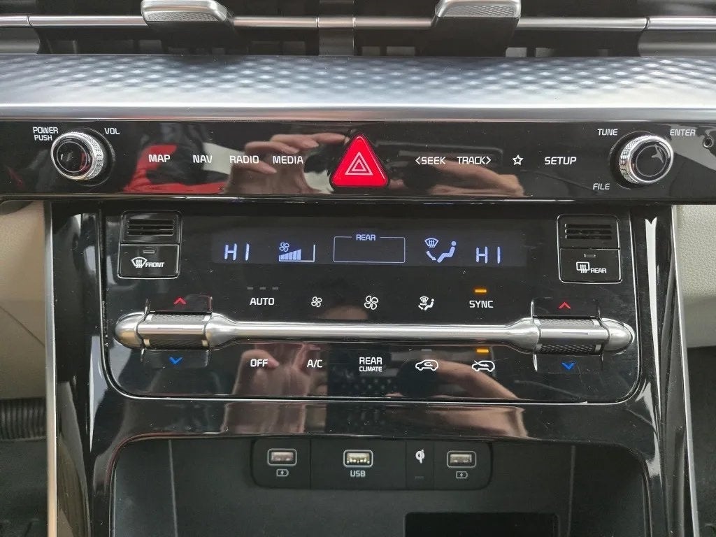 2023 Kia Carnival MPV SX Prestige