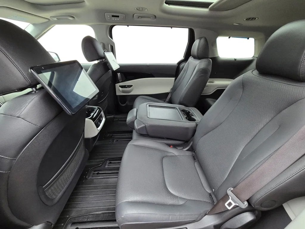 2023 Kia Carnival MPV SX Prestige