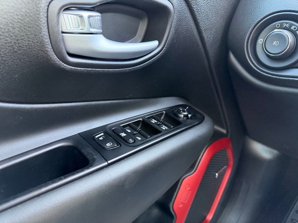 2021 Jeep Renegade Trailhawk 4x4